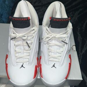 Men’s Jordans size 9.5